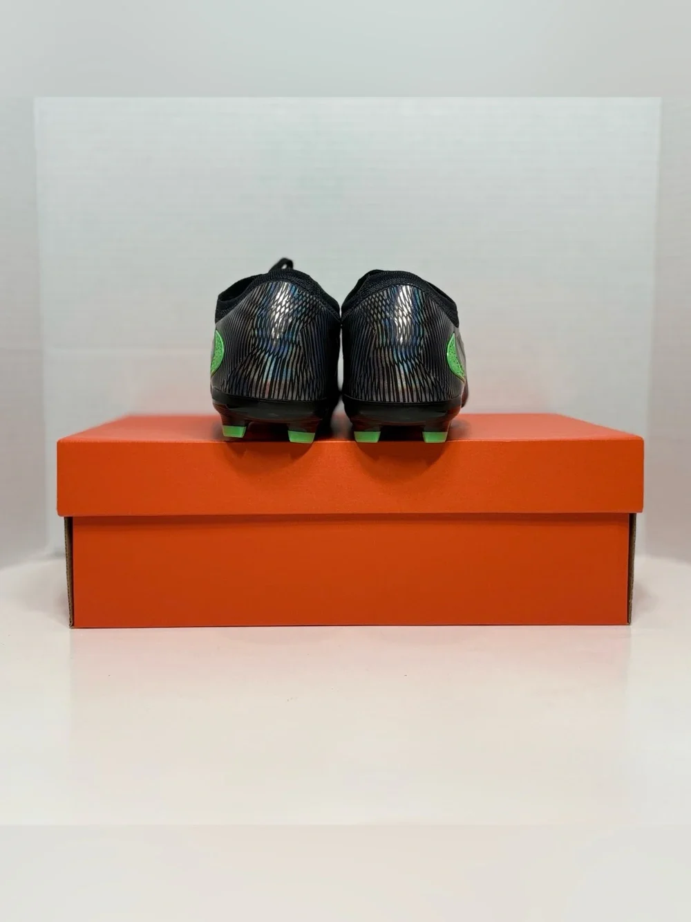 Size 4.5Y Nike Phantom 6 Pro Low FG/MG x EAFC Big Kids Soccer Cleats IH1775-900